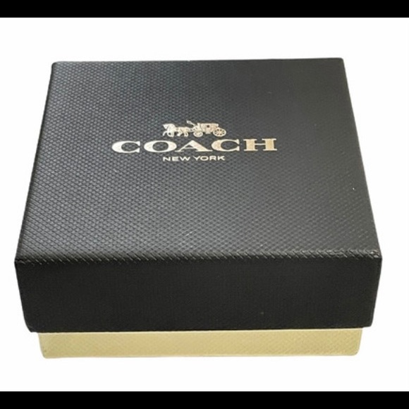 Coach Star Necklace and Earrings Set - Picture 4 of 5